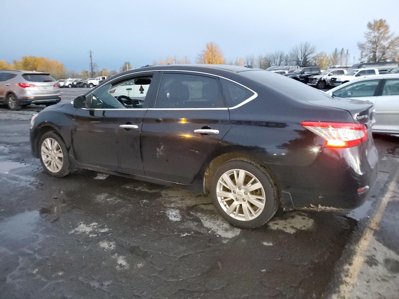 2015 Nissan Sentra - Image 2