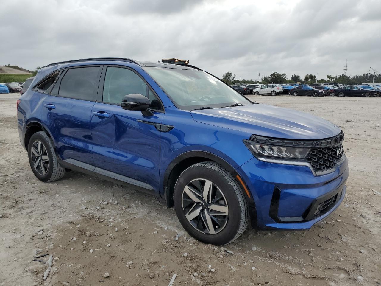 2023 Kia Sorento - Image 4