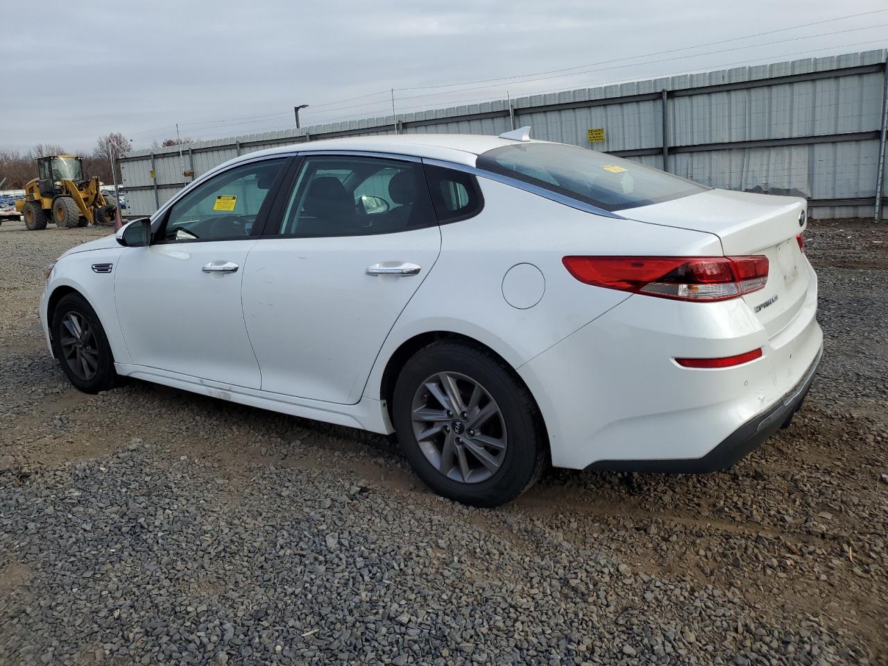 2020 Kia Optima - Image 2