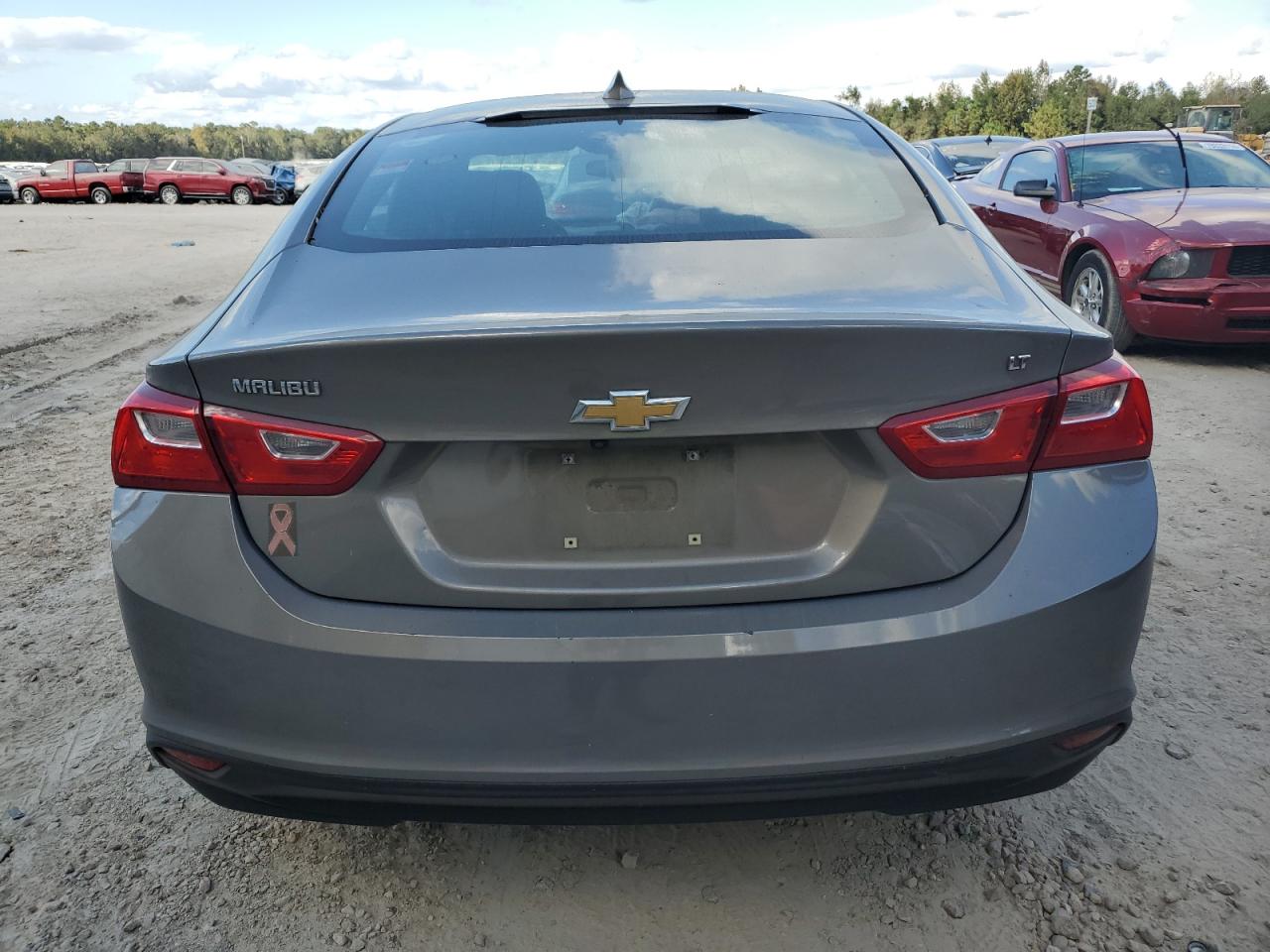 2017 Chevrolet Malibu - Image 6