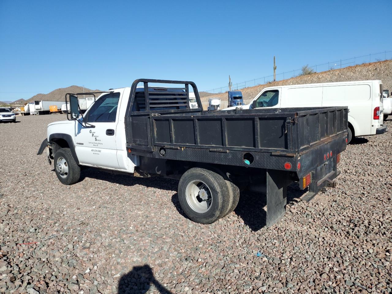 2003 Chevrolet Silverado - Image 2