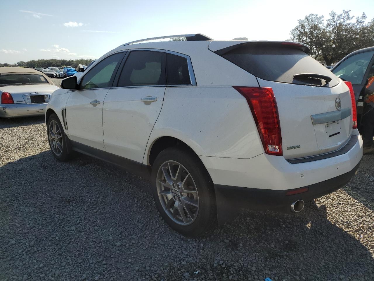 2016 Cadillac SRX - Image 2