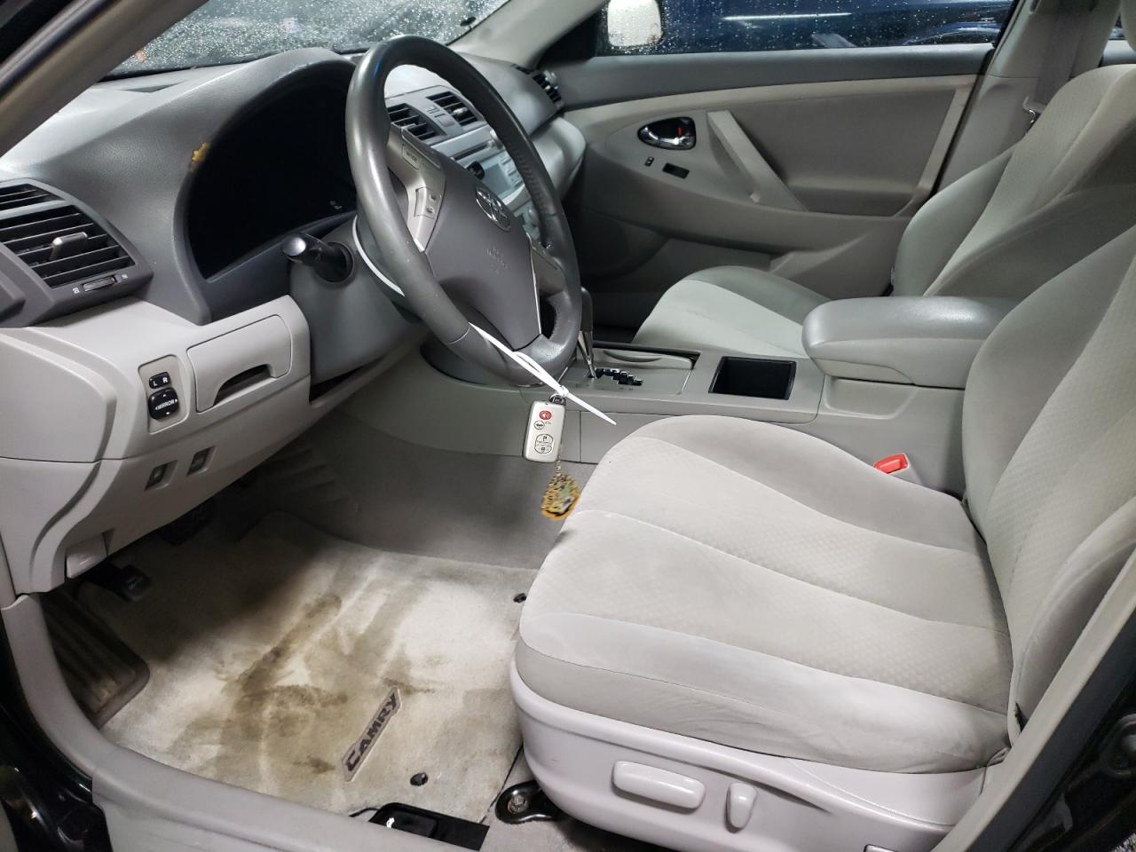 2009 Toyota Camry - Image 7
