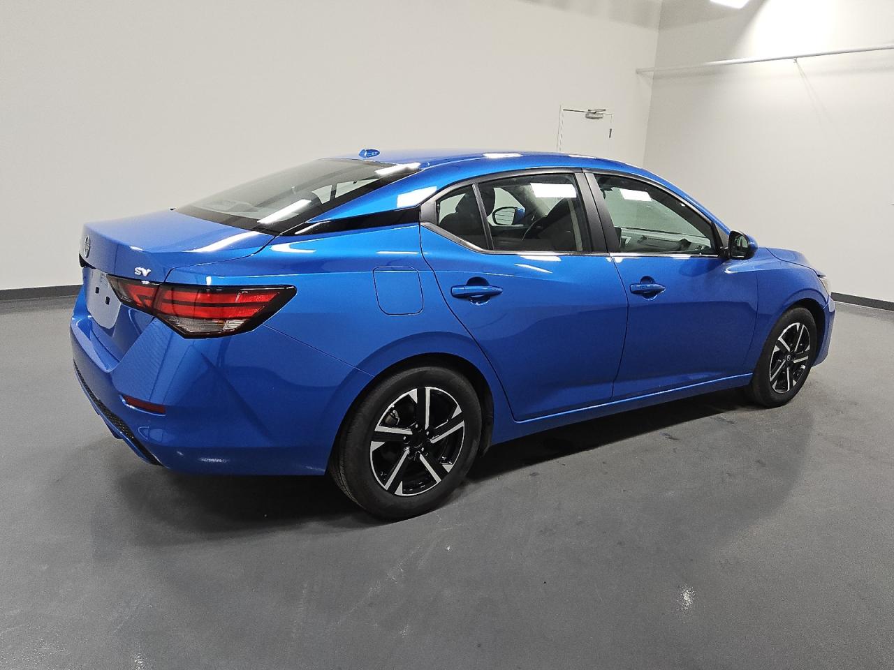 2024 Nissan Sentra - Image 3