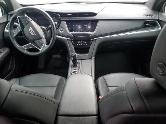  CADILLAC XT5 2020 Srebrny