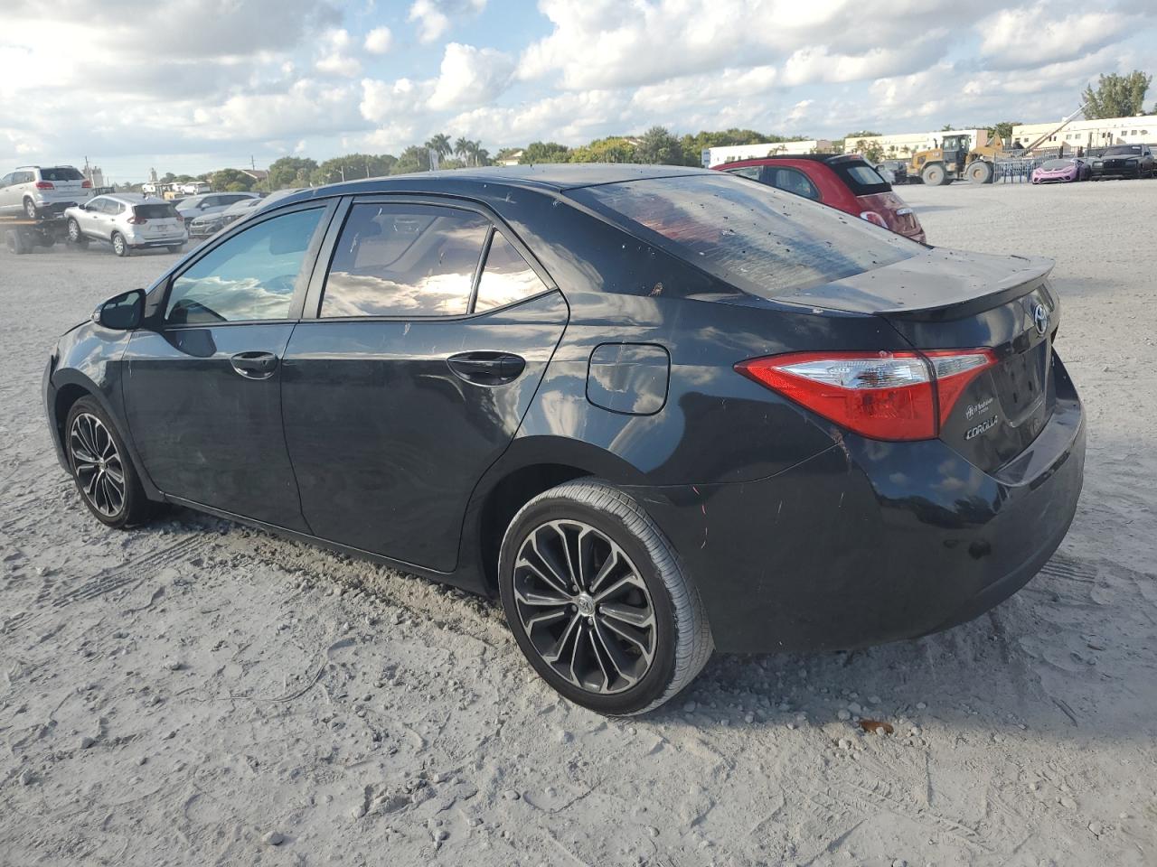 2016 Toyota Corolla - Image 2