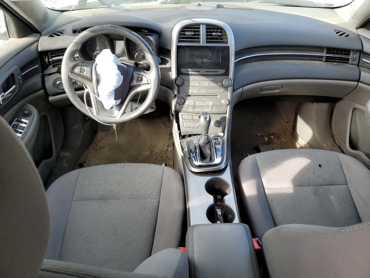 2013 Chevrolet Malibu - Image 8