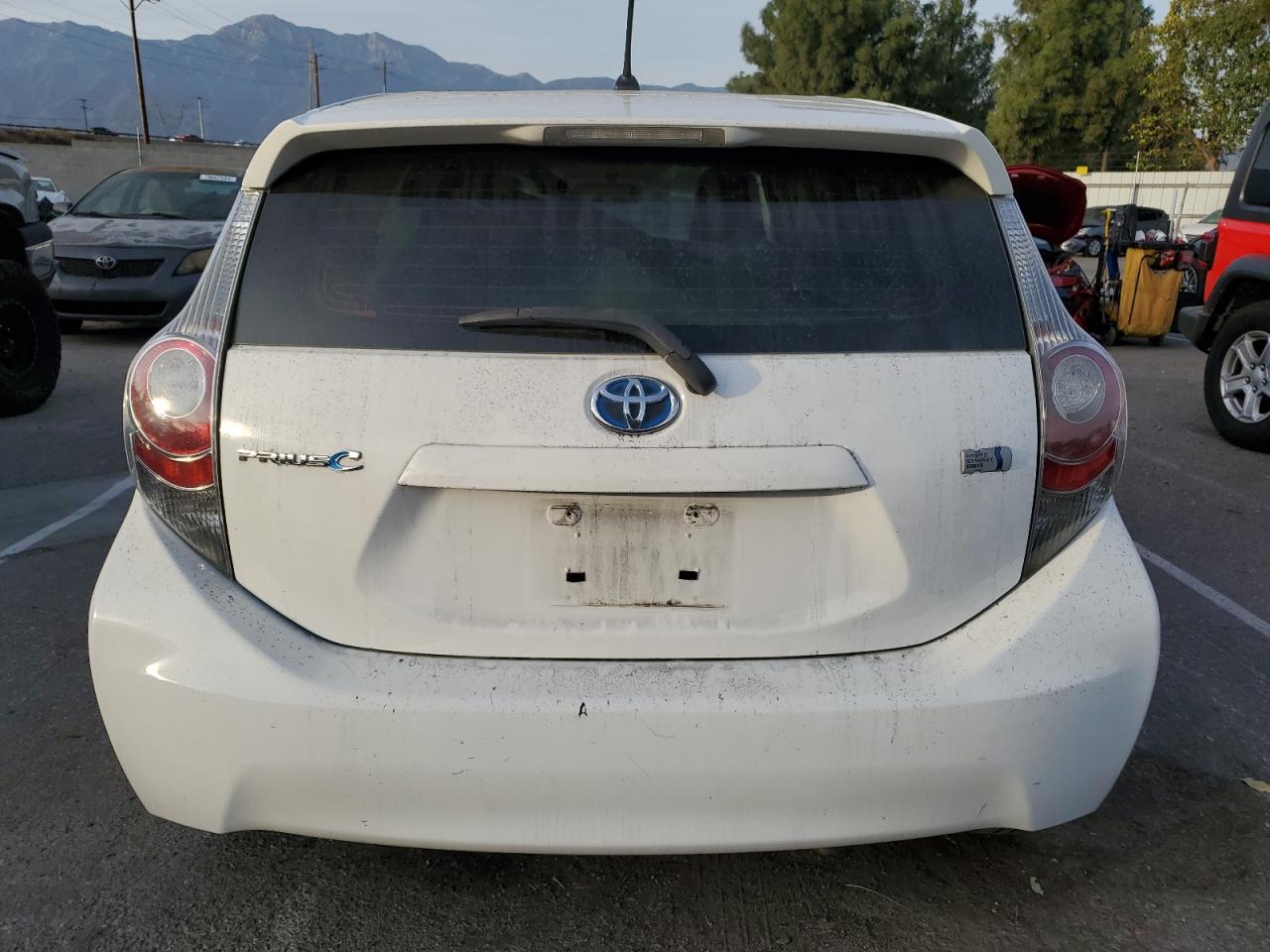 2013 Toyota Prius C VIN: JTDKDTB35D1532897 Lot: 78929614