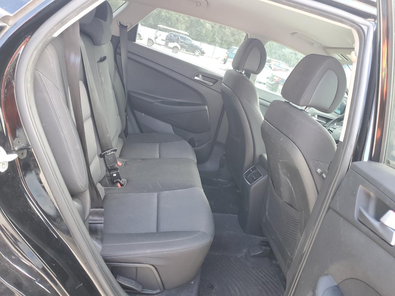 2017 Hyundai Tucson - Image 10
