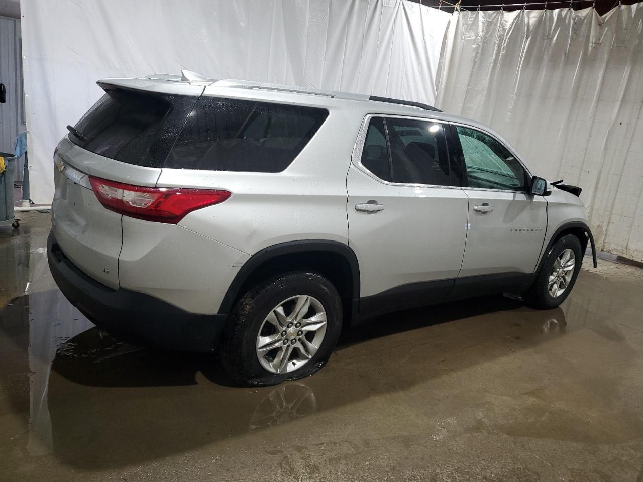 2018 Chevrolet Traverse - Image 3