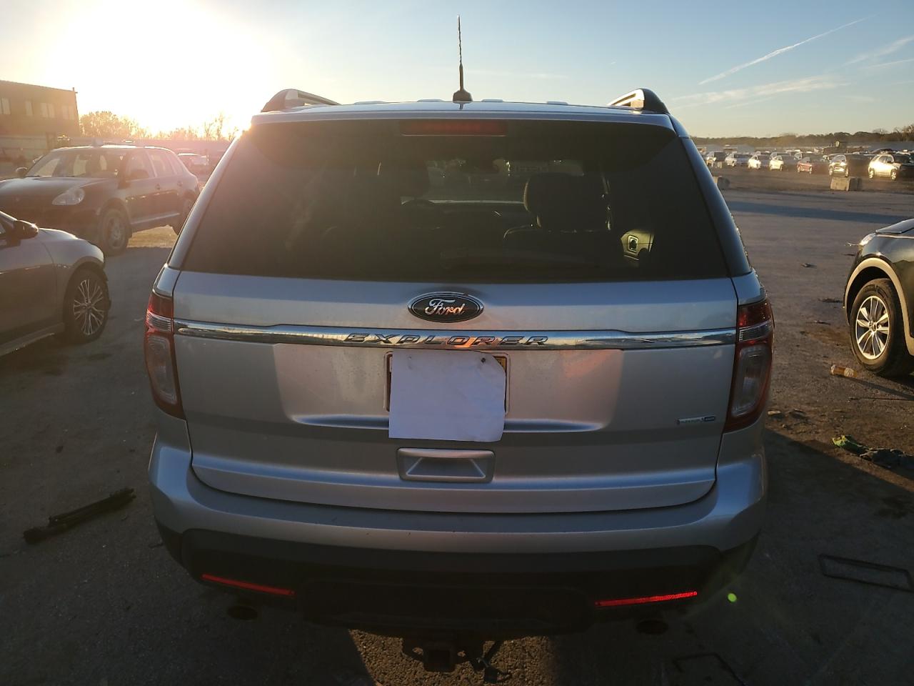 2014 Ford Explorer - Image 6