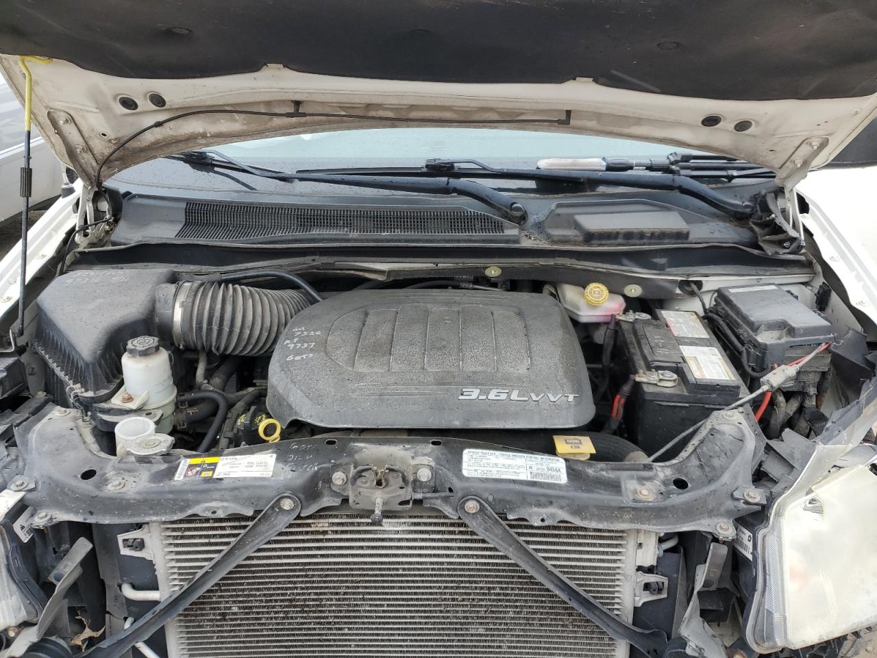 2013 Dodge Caravan - Image 12
