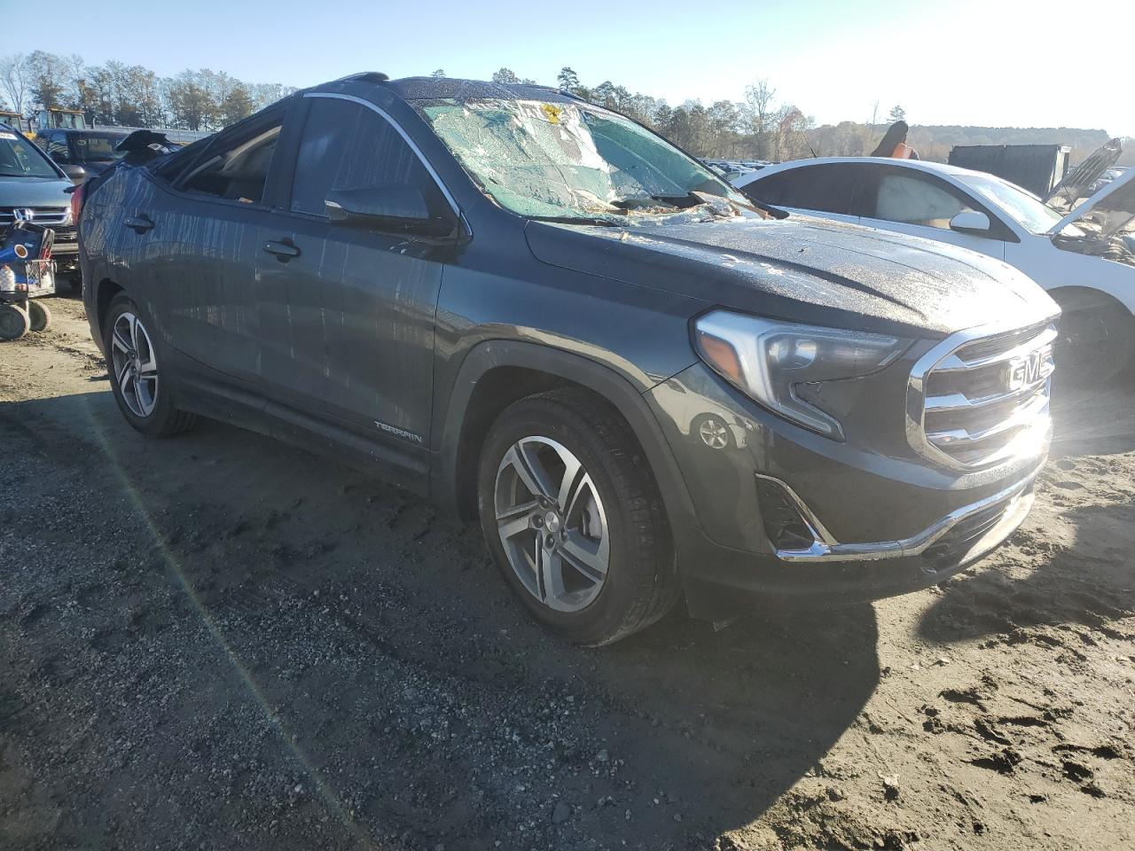 2020 GMC Terrain - Image 4