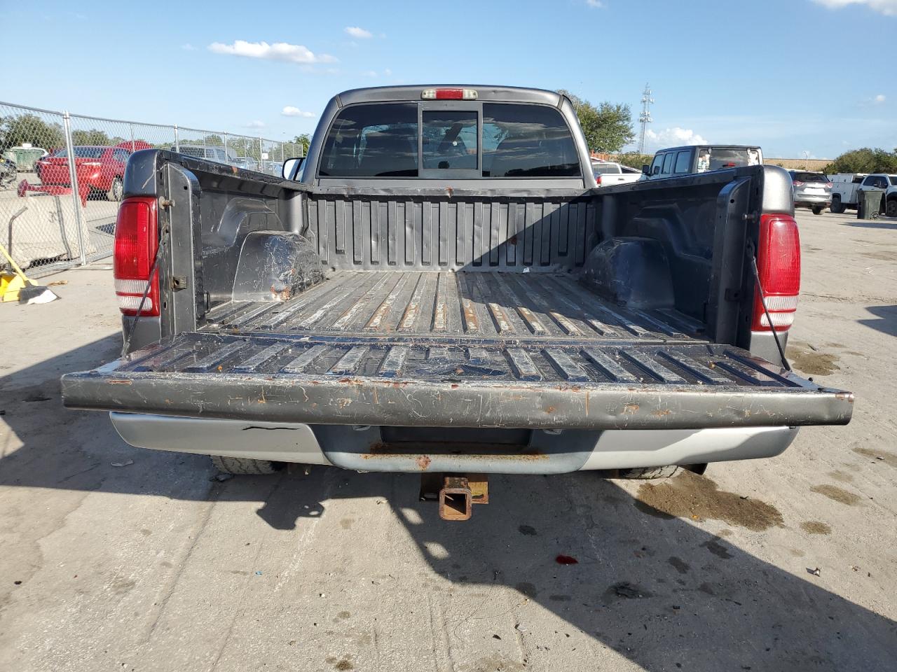 2004 Dodge Dakota Slt VIN: 1D7FL46NX4S548938 Lot: 80195874