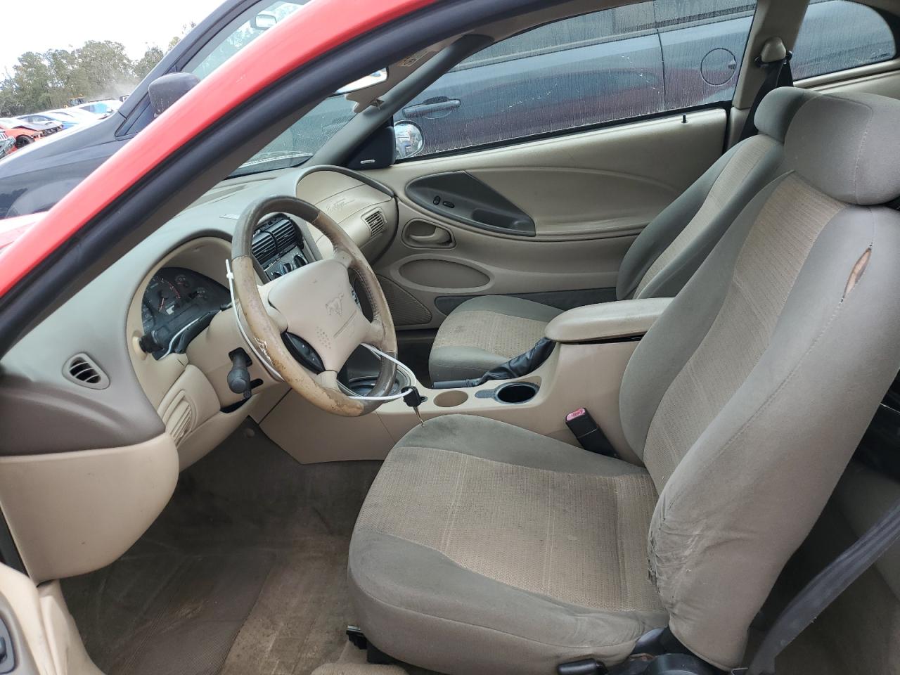 2004 Ford Mustang - Image 7