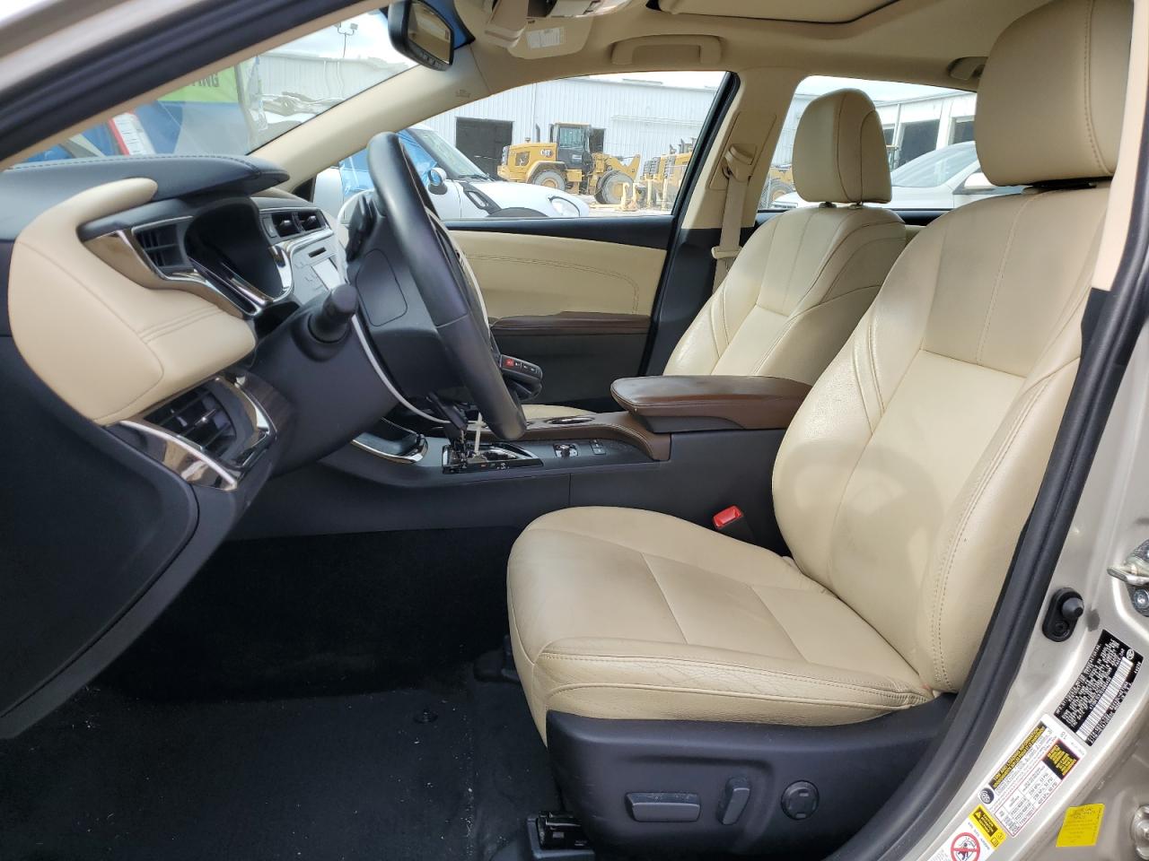 2014 Toyota Avalon - Image 7