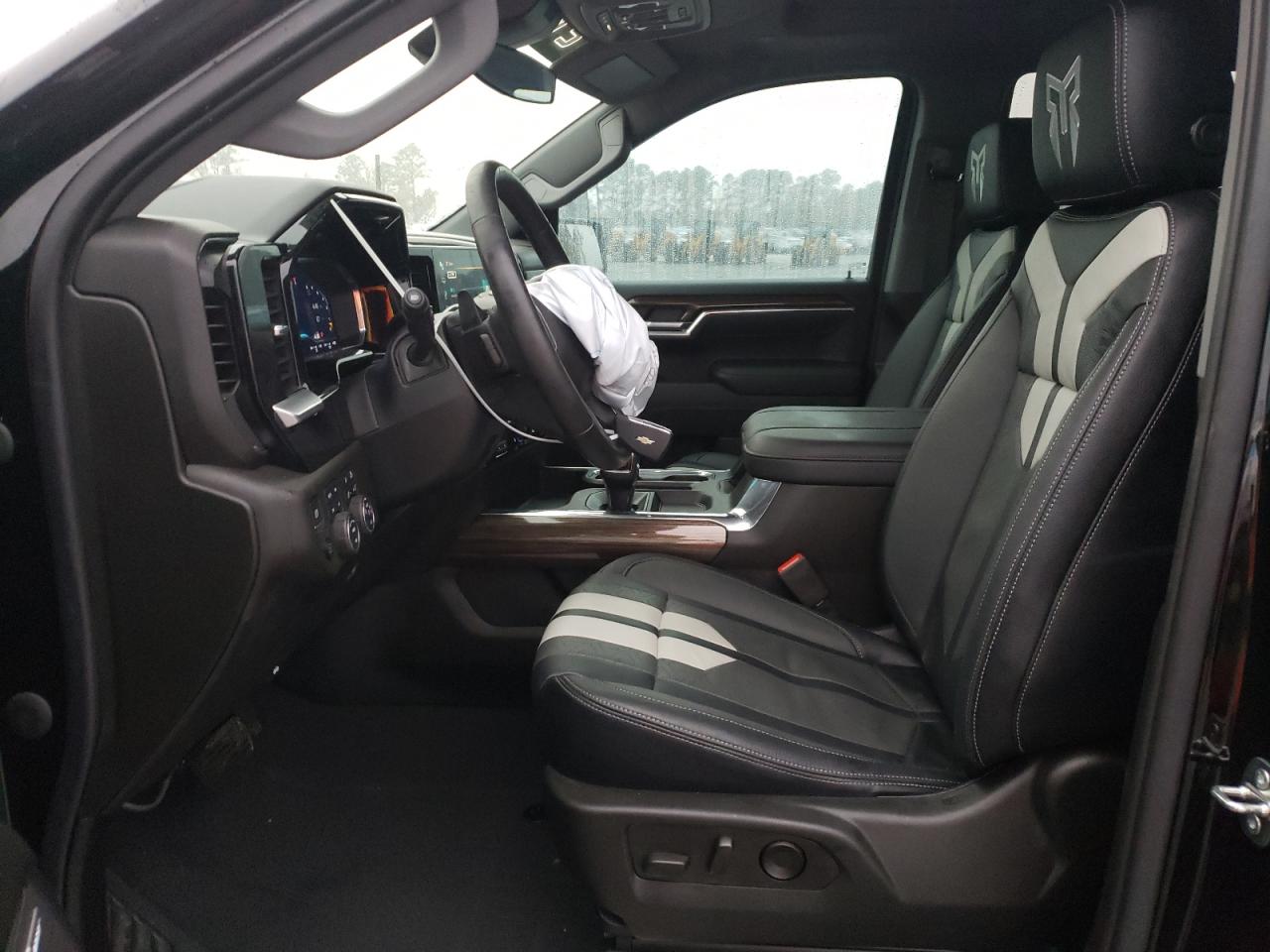 2023 Chevrolet Silverado - Image 7