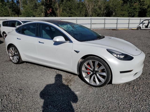  TESLA MODEL 3 2018 Білий