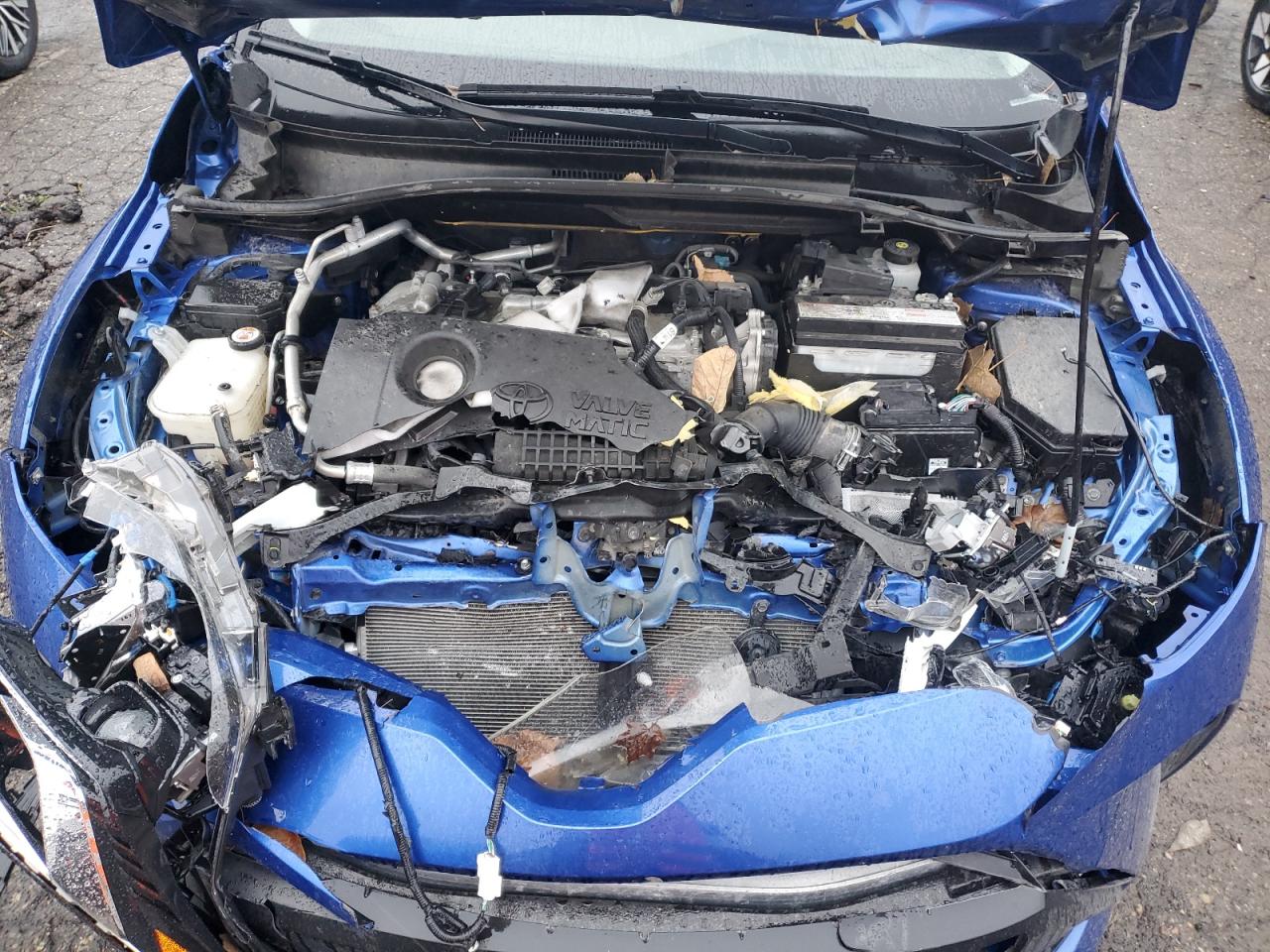2021 Toyota C-HR - Image 12