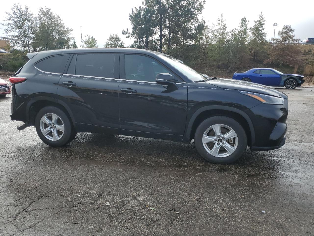 2021 Toyota Highlander - Image 4