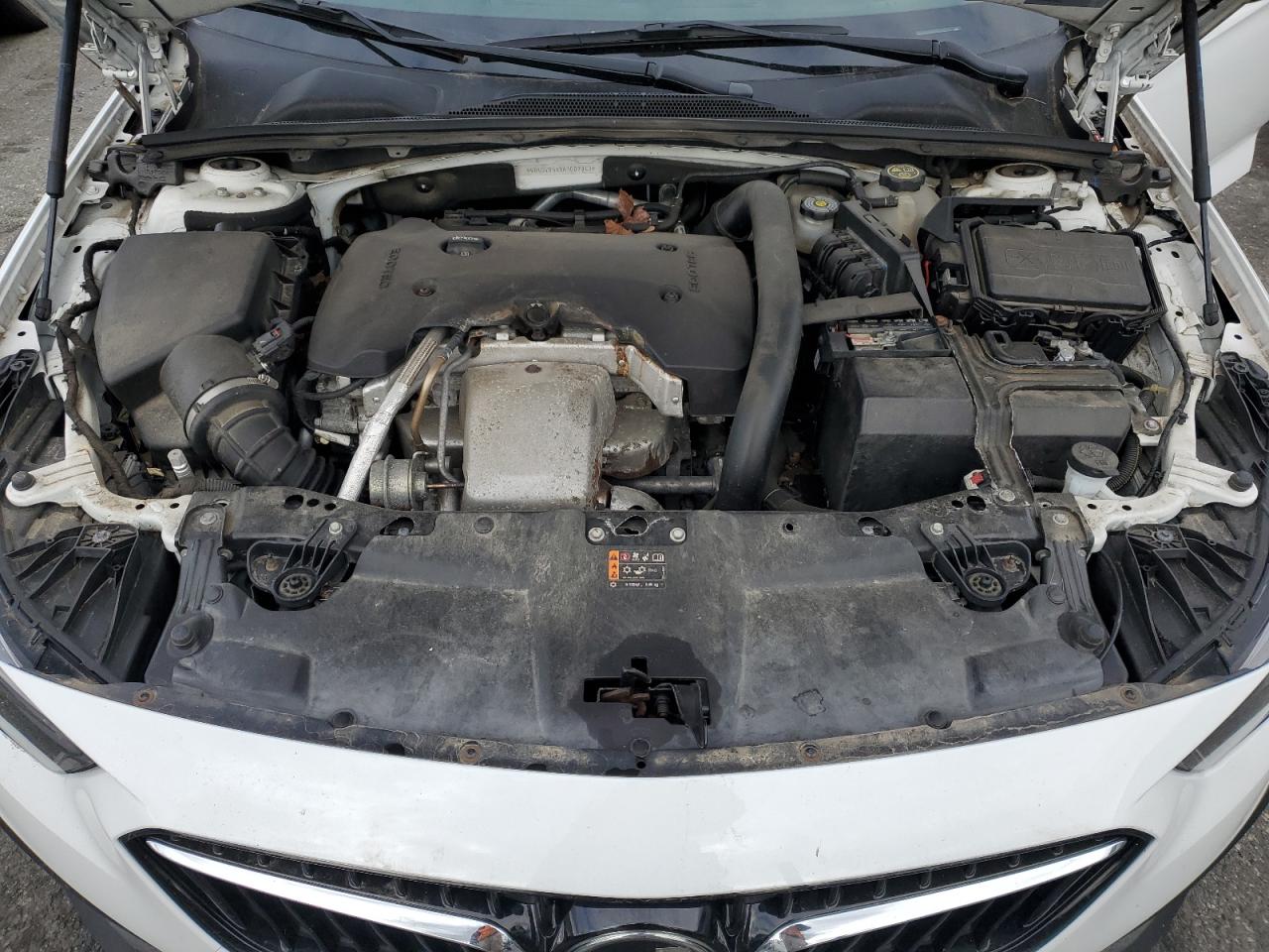 2019 Buick Regal - Image 11