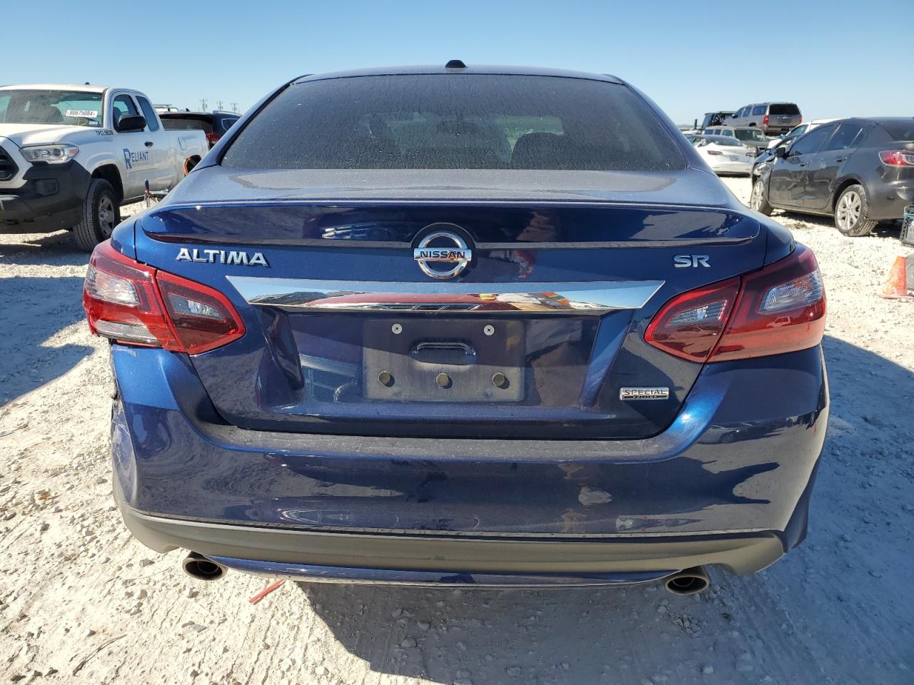 2018 Nissan Altima - Image 6