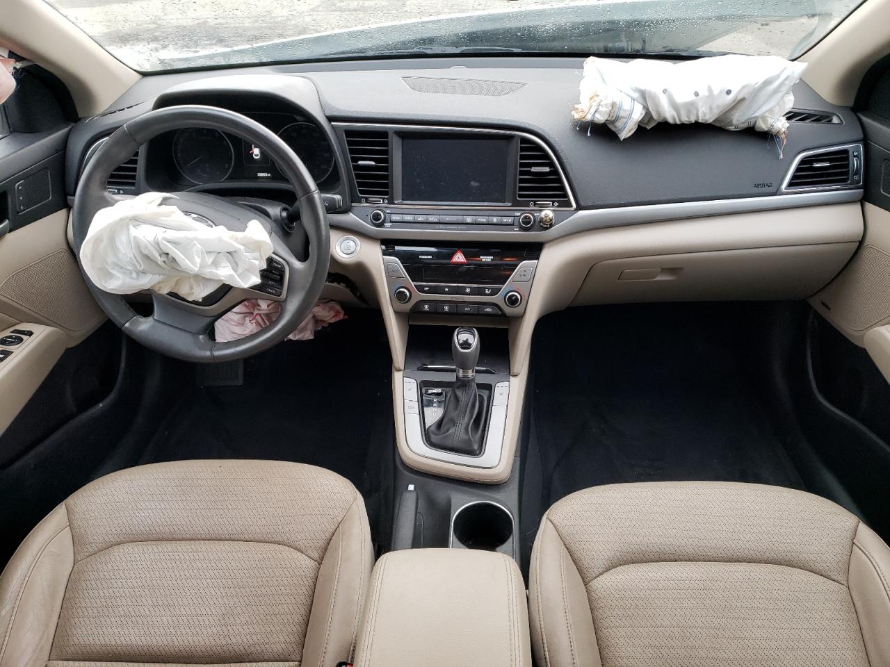 2017 Hyundai Elantra - Image 8