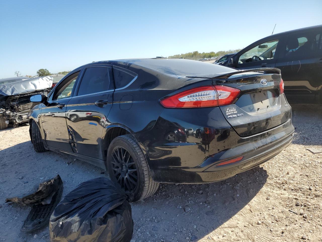 VIN 3FA6P0LU4GR402964 2016 FORD FUSION no.2