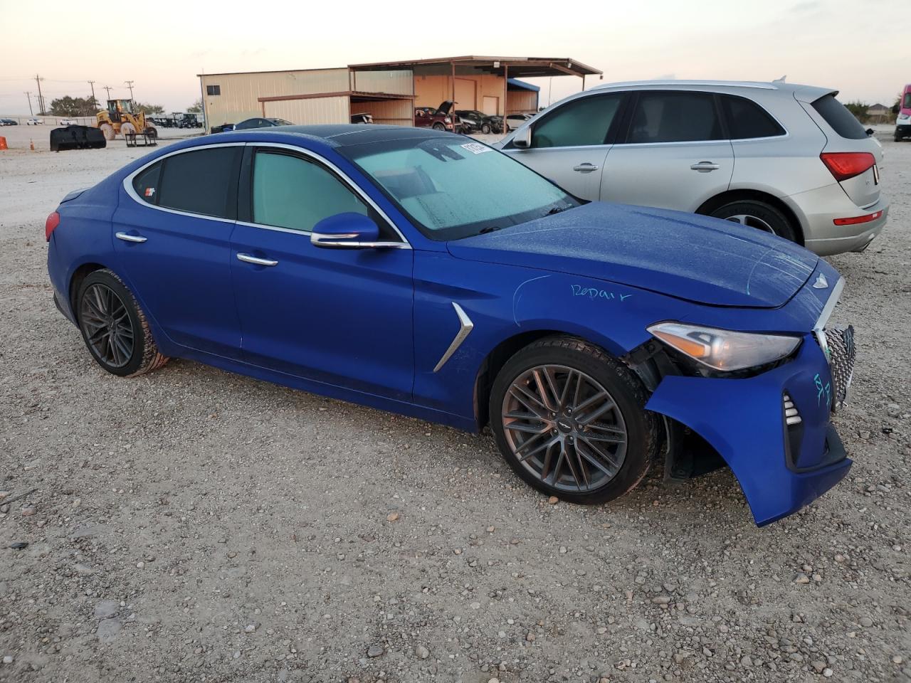 VIN KMTG34LA3KU037414 2019 GENESIS G70 no.4