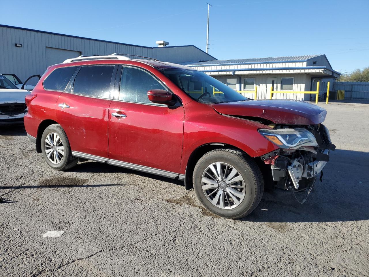 VIN 5N1DR2MNXJC664570 2018 NISSAN PATHFINDER no.4