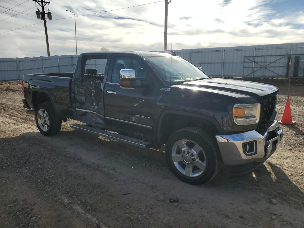 2016 GMC Sierra - Image 4