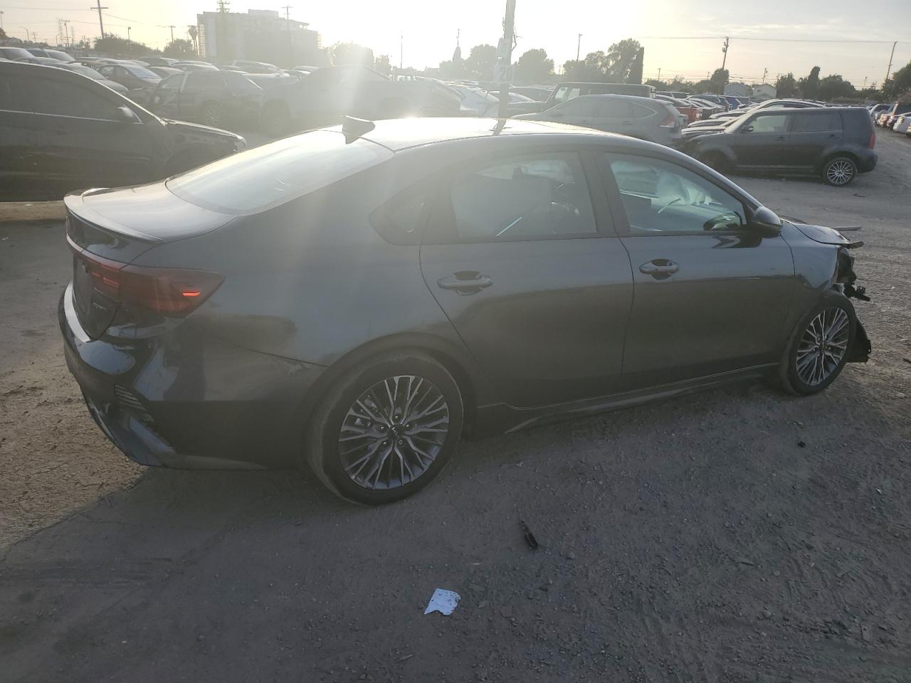 VIN 3KPF54AD4RE778651 2024 KIA FORTE no.3