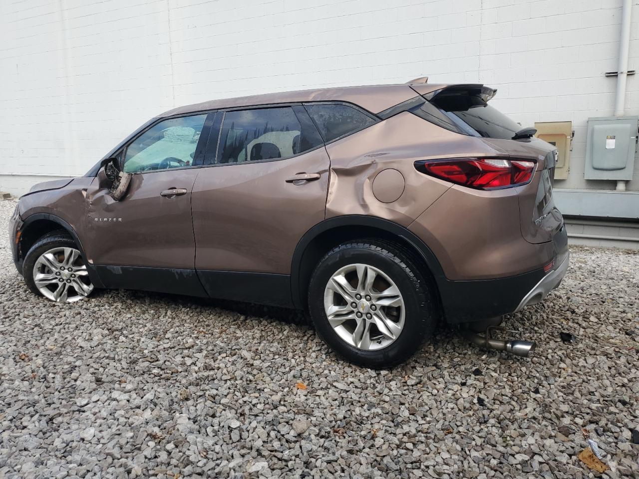 2020 Chevrolet Blazer - Image 2
