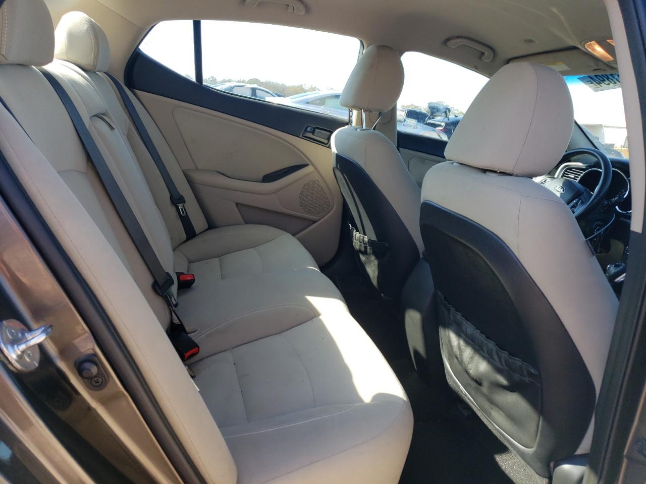 2013 Kia Optima - Image 11