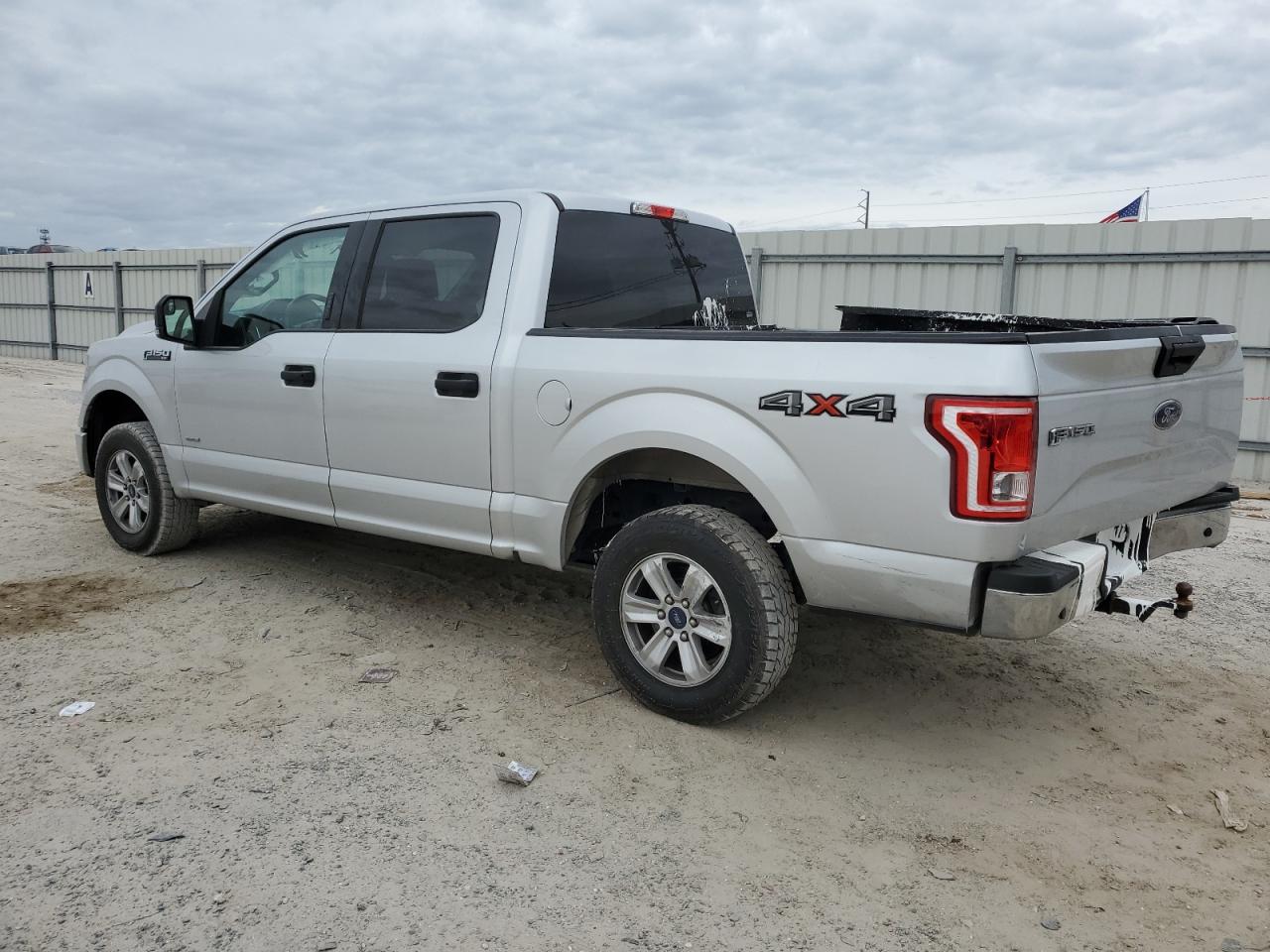 2016 Ford F-150 - Image 2