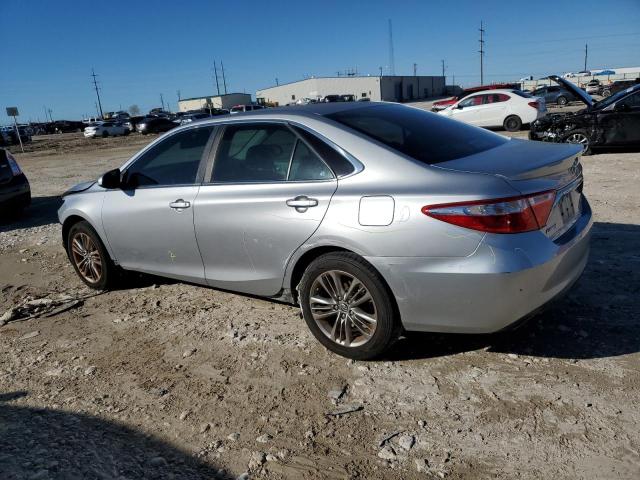  TOYOTA CAMRY 2015 Srebrny