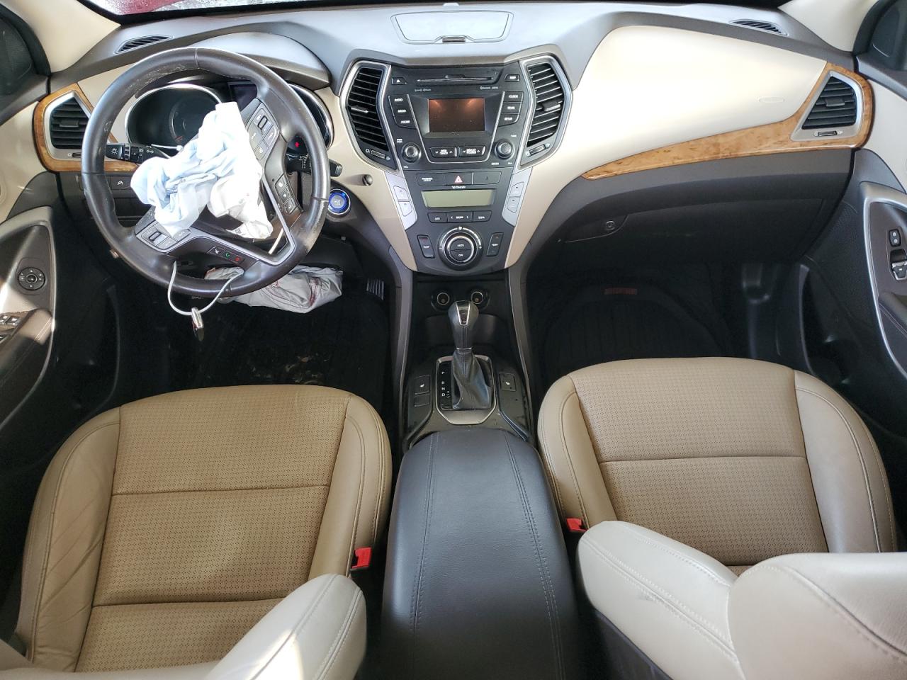 2013 Hyundai Santa Fe - Image 8