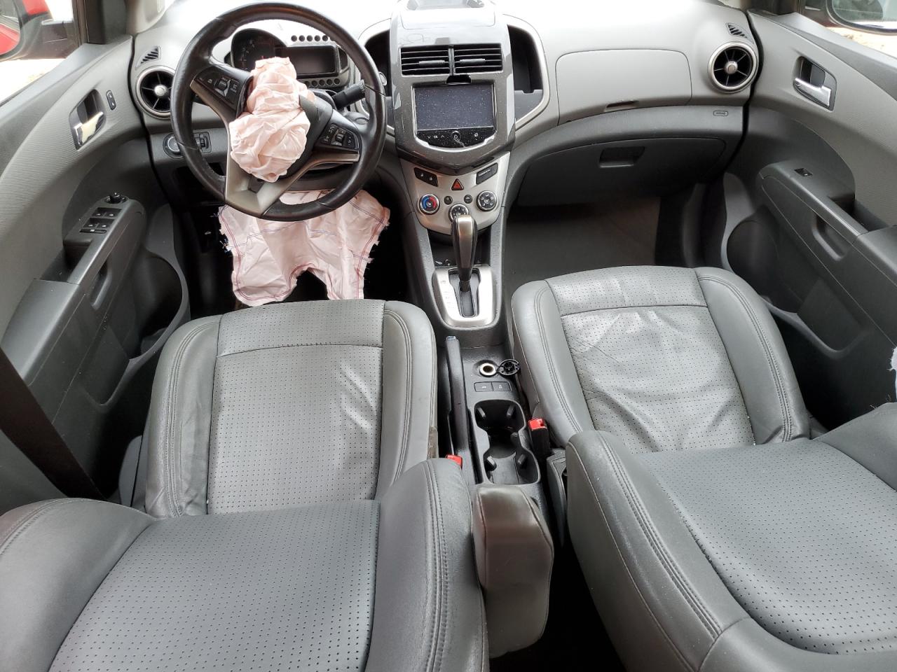 2016 Chevrolet Sonic - Image 8