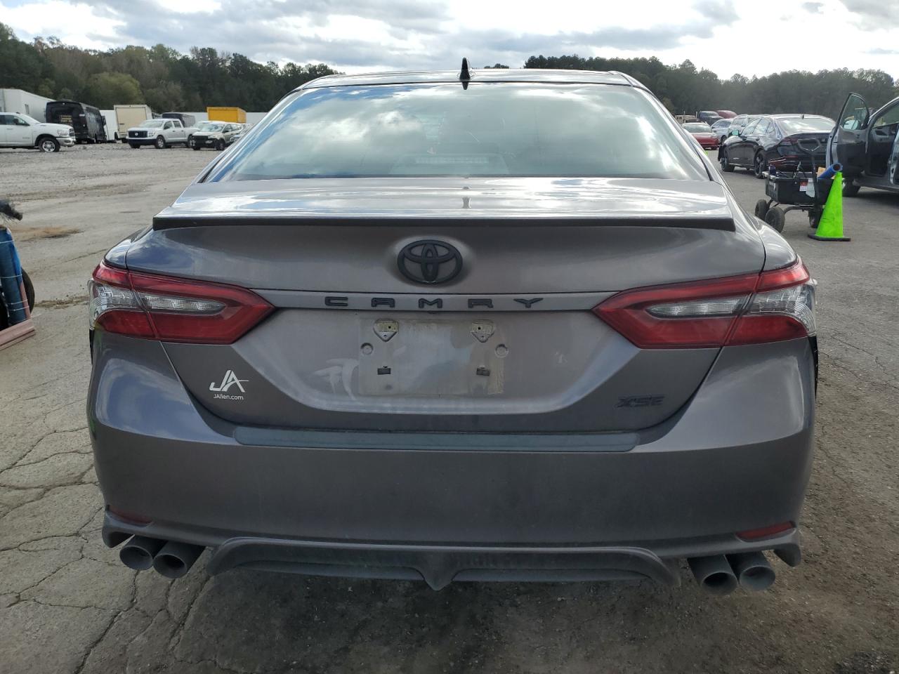 2022 Toyota Camry - Image 6