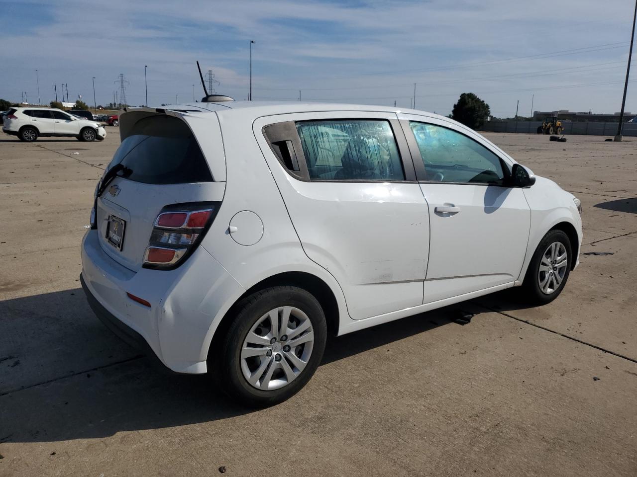 2018 Chevrolet Sonic - Image 3