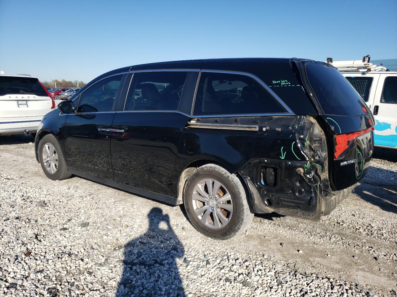 2015 Honda Odyssey - Image 2
