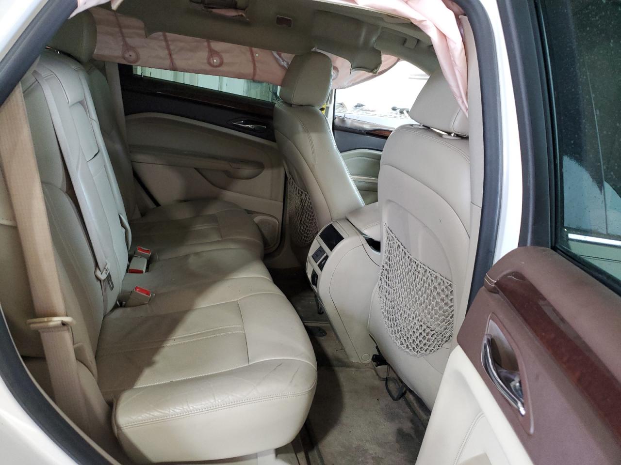 2011 Cadillac SRX - Image 10