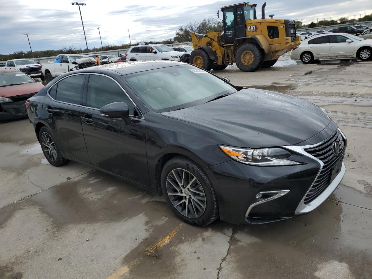 2017 Lexus ES - Image 4