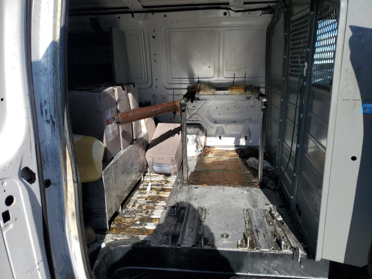 2011 Ford Econoline - Image 11