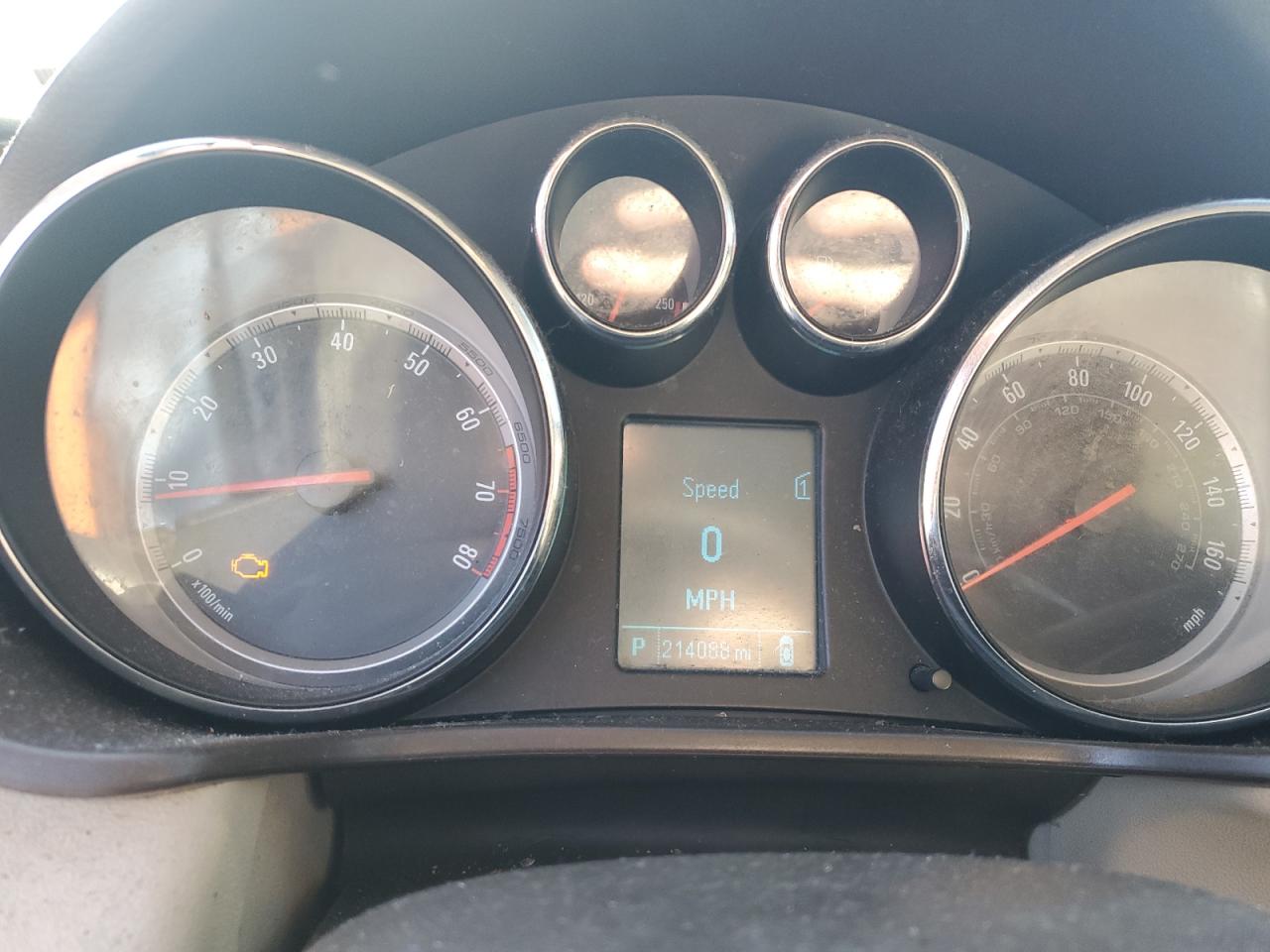 2012 Buick Regal - Image 9