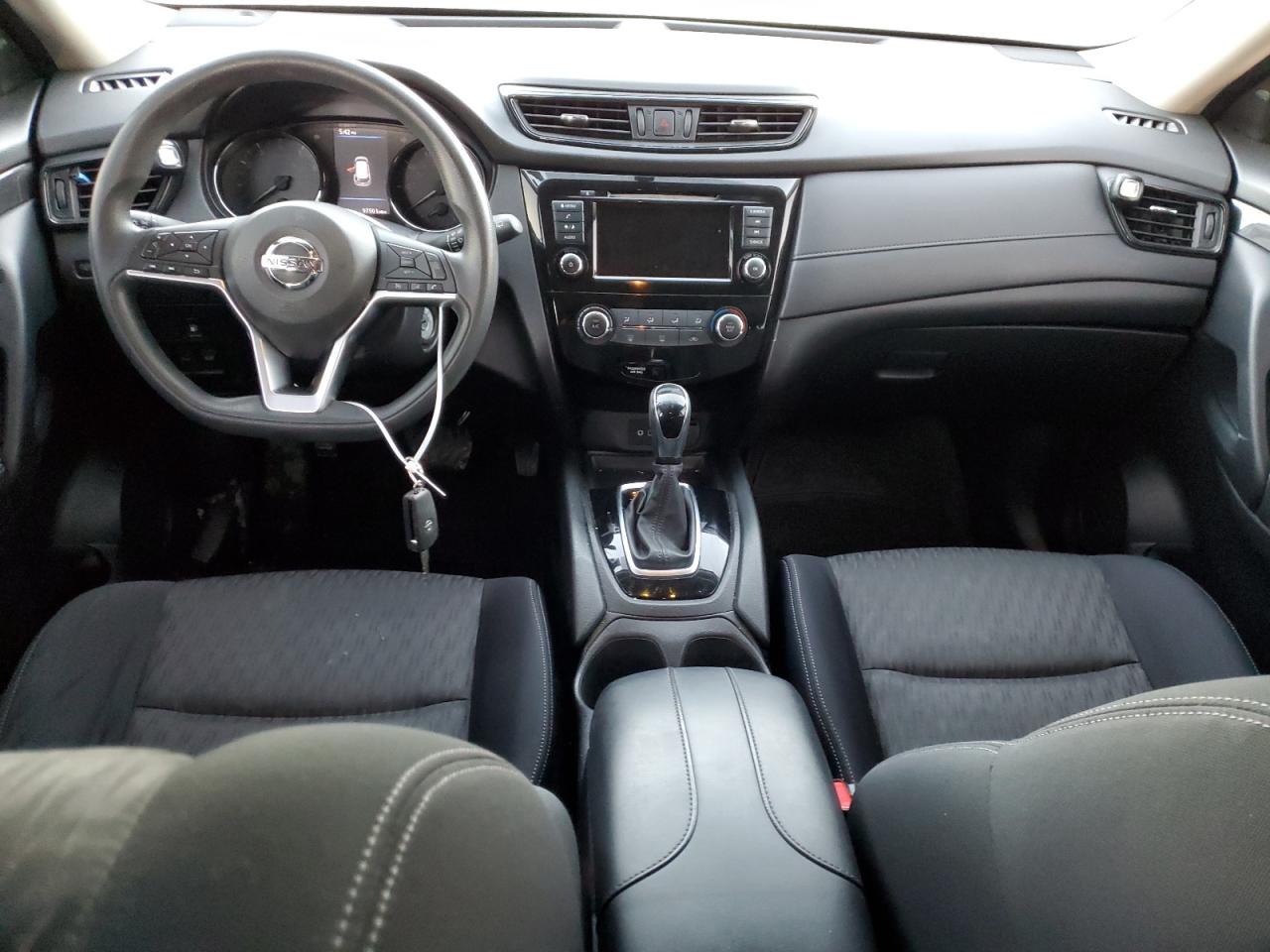 2018 Nissan Rogue - Image 8