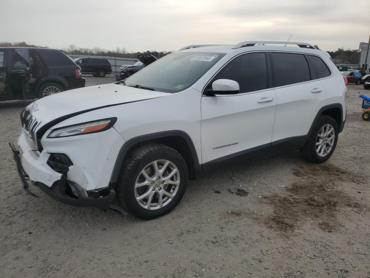 2014 Jeep Cherokee Latitude VIN: 1C4PJLCS6EW116186 Lot: 81307564