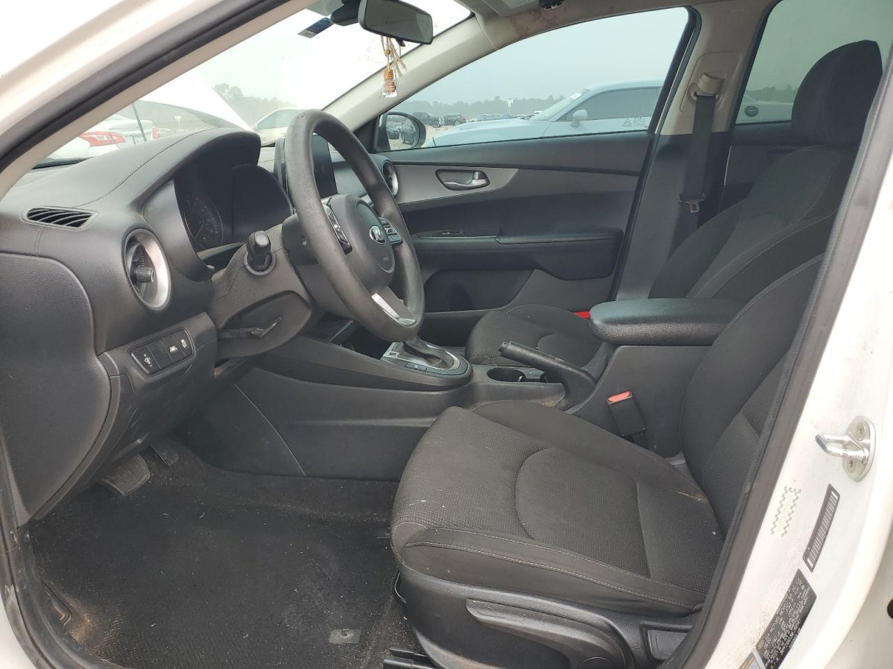 2021 Kia Forte - Image 7