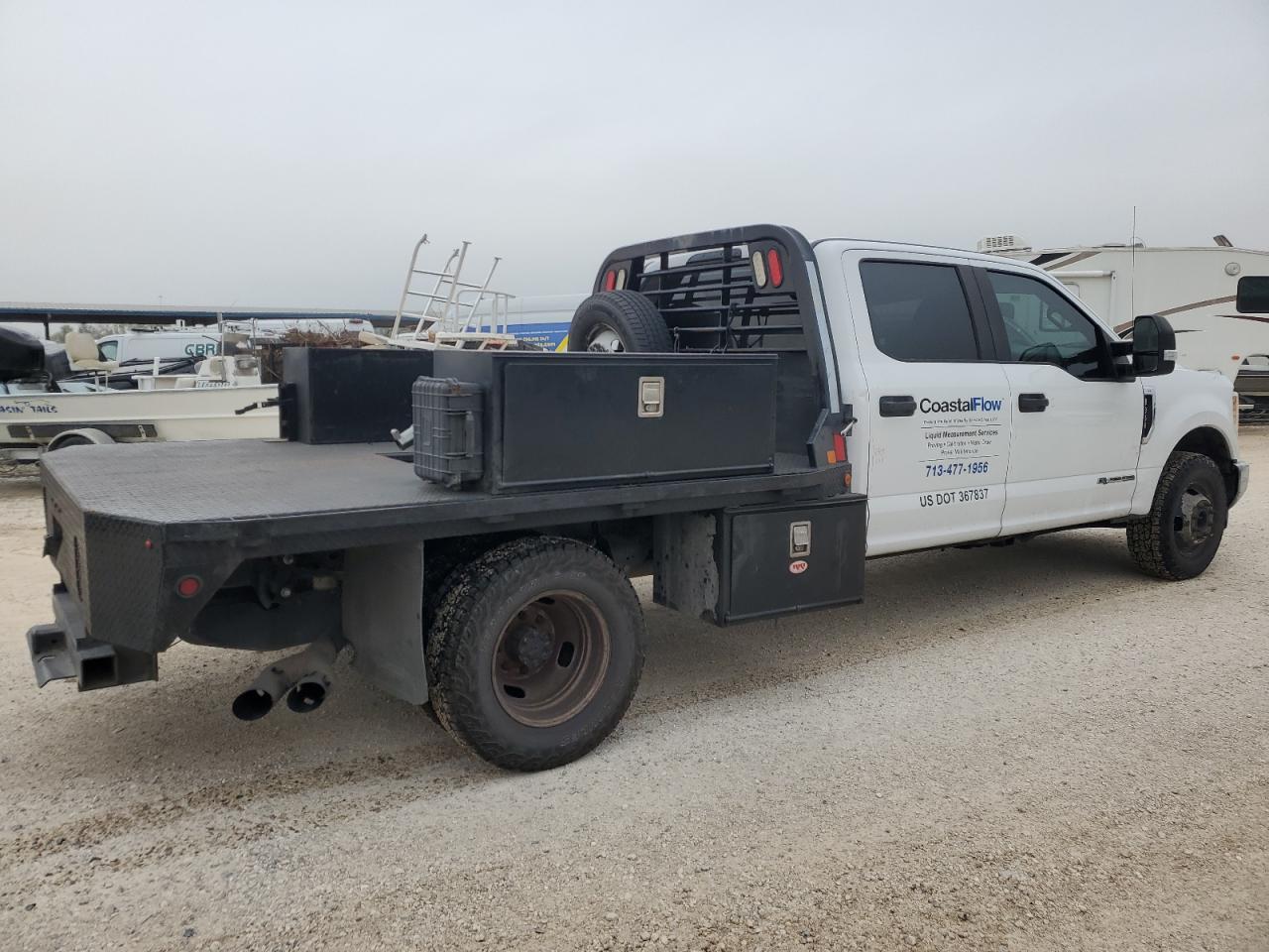 2017 Ford F350 - Image 3
