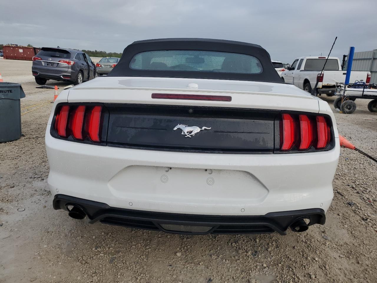 2020 Ford Mustang - Image 6